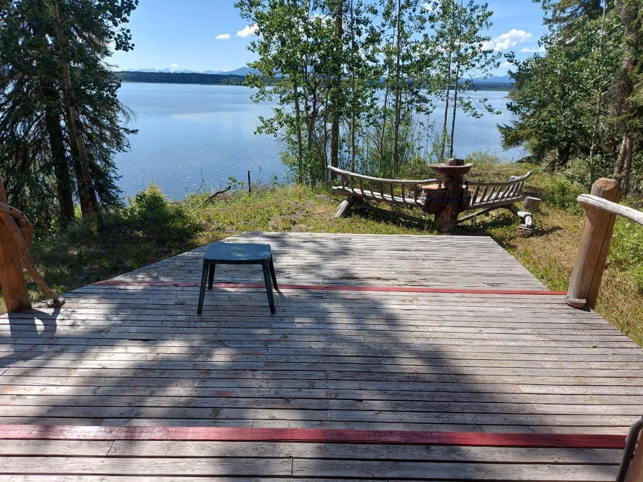 Escott Bay Resort Anahim Lake Room photo