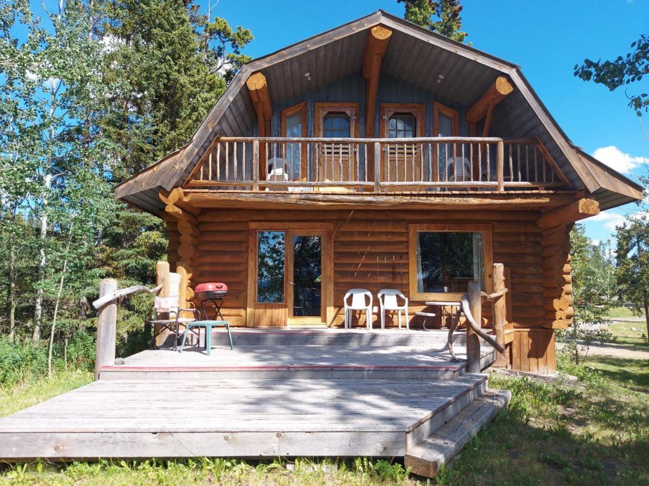 Escott Bay Resort Anahim Lake Room photo